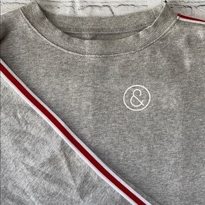 Treasure & Bond sweat top